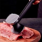 Attendrisseur de viande pour des morceaux tendres et savoureux