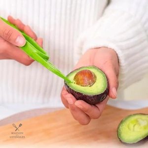 Mandoline pratique pour couper, dénoyauter et trancher