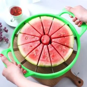 Mandoline pour trancher fruits facilement