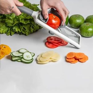 Accessoire de cuisine pour découpe précise et rapide des aliments