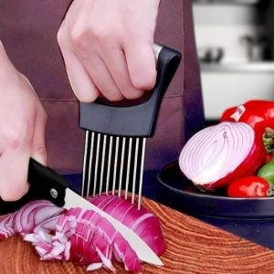 Appareil de cuisine pour trancher oignons et légumes