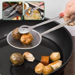 Accessoire de cuisine pour essorer efficacement