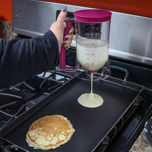 Distributeur de pâte pour un service pratique