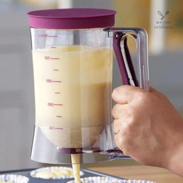 Distributeur de pâte avec design ergonomique