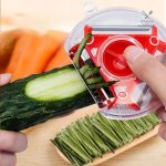 Eplucheur pratique pour fruits et légumes variés