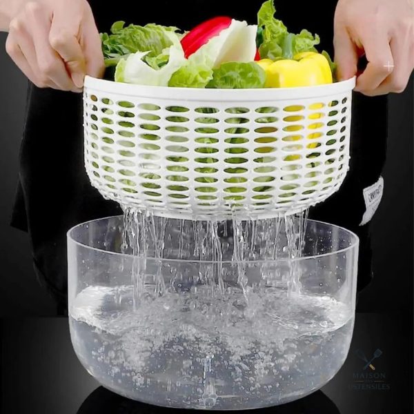 Électrique essoreuse à salade pour un gain de temps