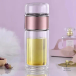Infuseur à thé en verre pour une infusion claire