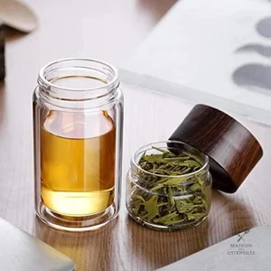 Accessoire de cuisine : infuseur à thé en verre