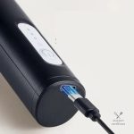 Accessoire de cuisine : mousseur à lait électrique pratique