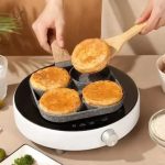 Poêle inox 4 compartiments pour pancakes délicieux