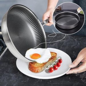 Poêle inox résistante et élégante pour la cuisine