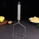 Presse purée pratique pour une préparation rapide de purées