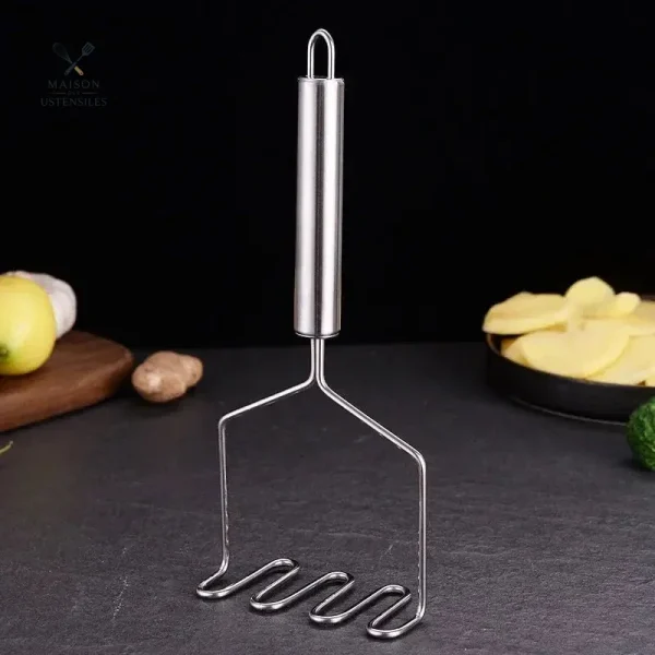 Presse purée pratique pour une préparation rapide de purées