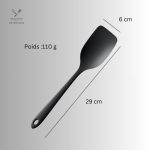 Spatule noire pour mélanger et servir